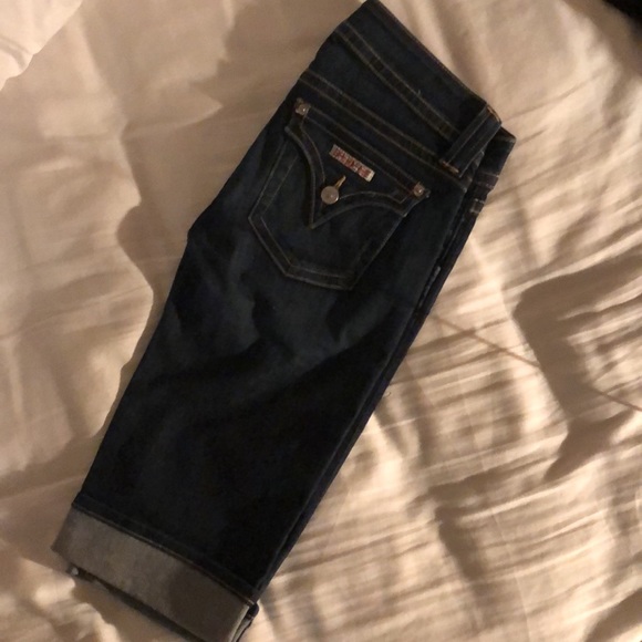 Hudson Bermuda type short cuffed just above the knee - Picture 6 of 6